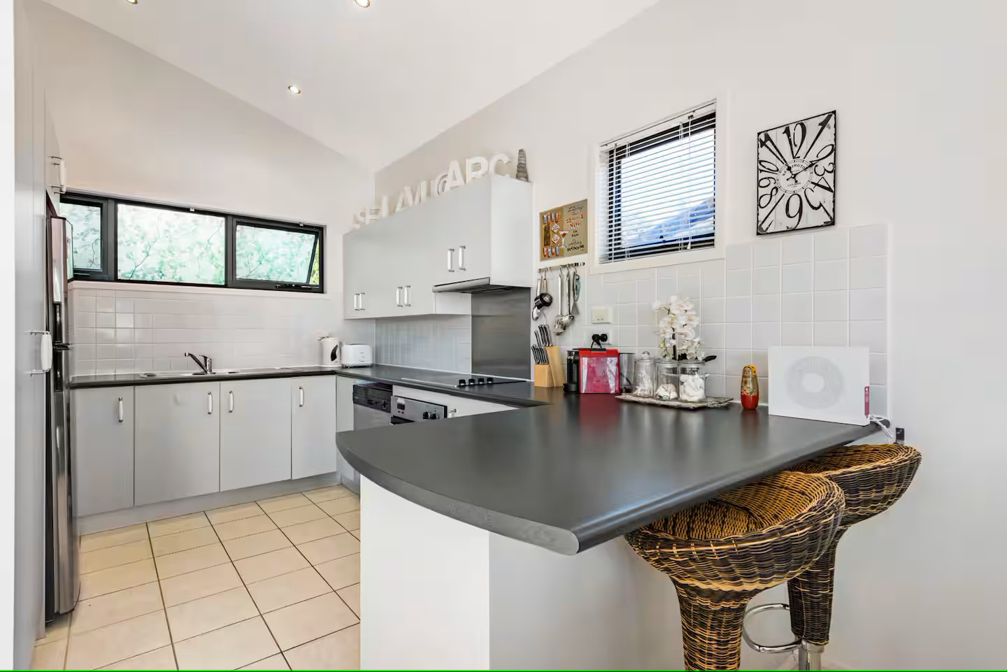 Hyams Beach Holiday House Cleaners