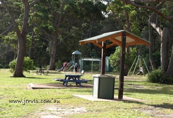 Palm Beach St Georges Basin BBQ and picnic facilities